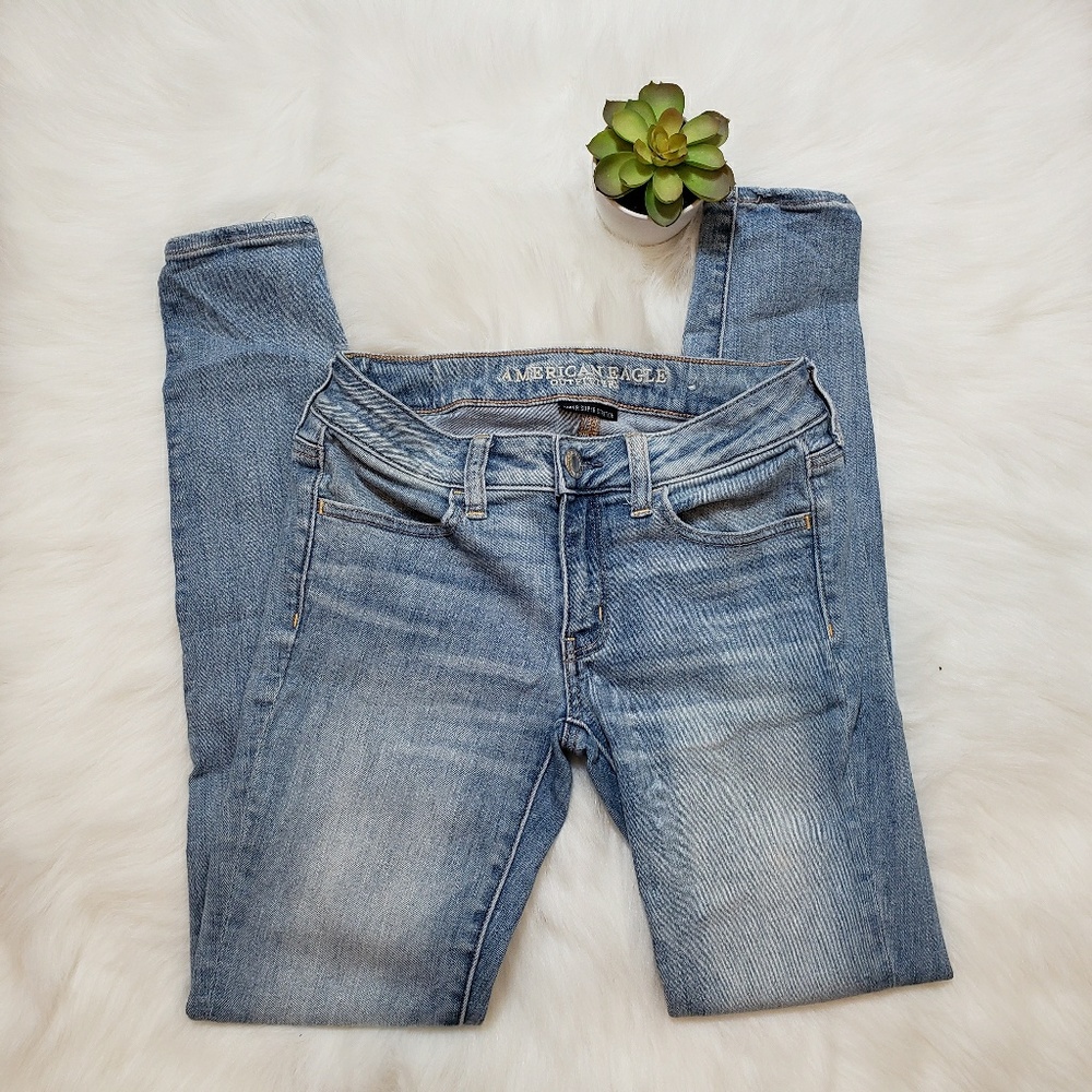 American eagle Outfitters  4
